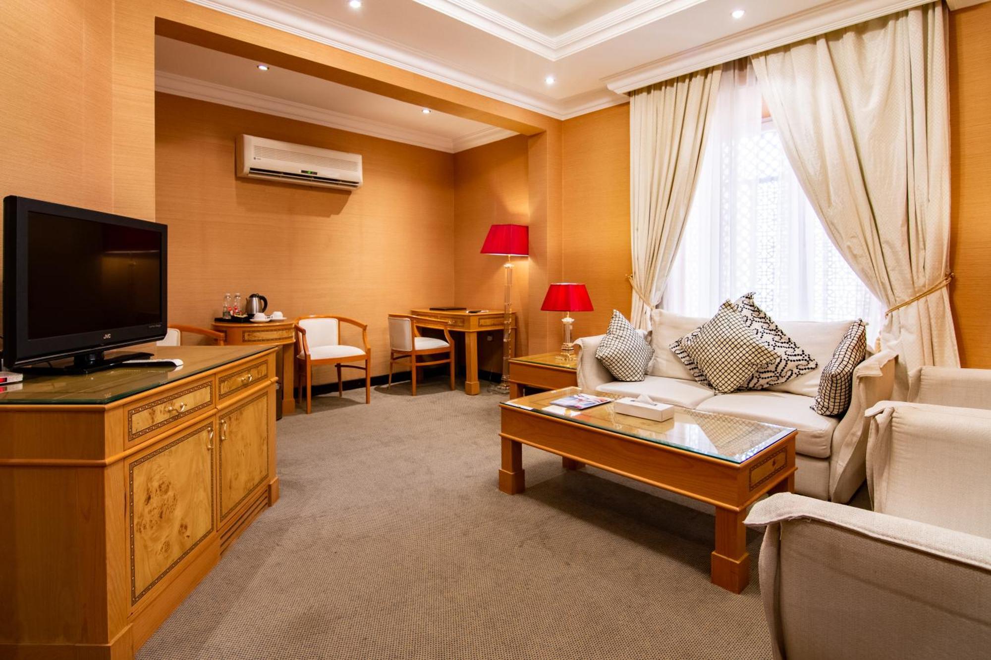Garden Hotel Muscat By Royal Titan Group Mascate Exterior foto